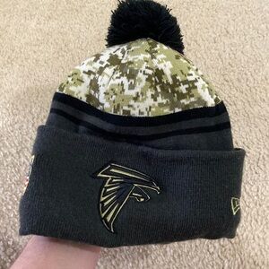 Team issued New Era Atlanta Falcons Military Appreciation Beanie